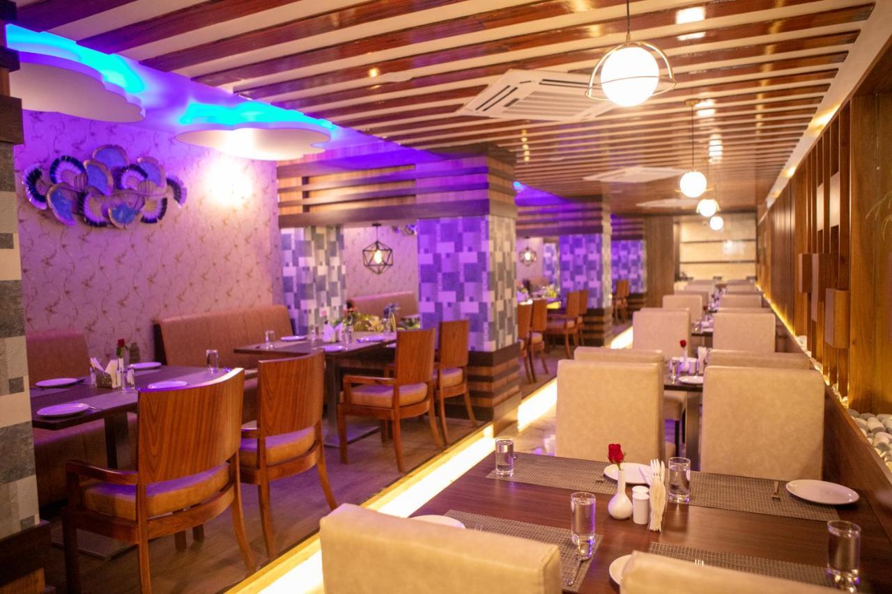 Hotel Eden Karwar Ngoại thất bức ảnh