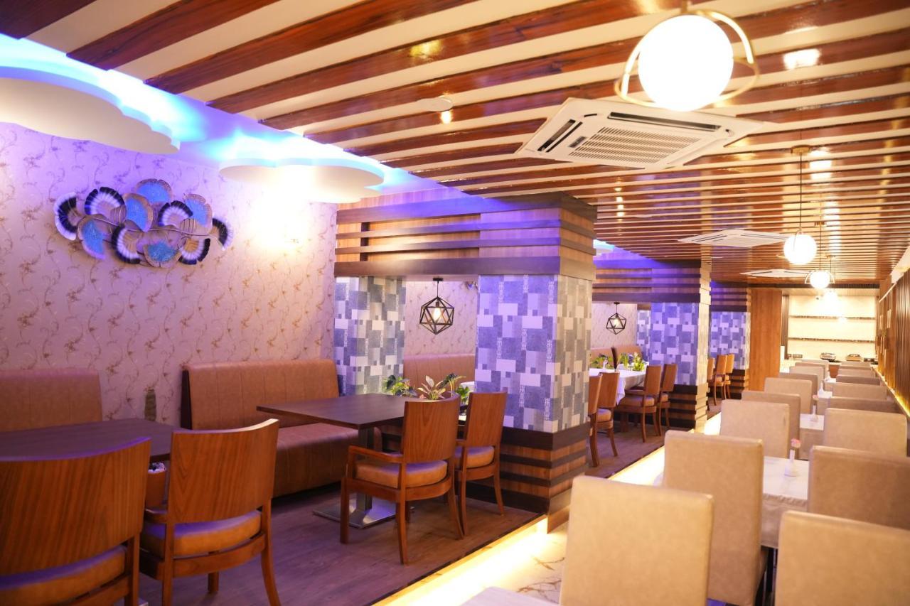 Hotel Eden Karwar Ngoại thất bức ảnh