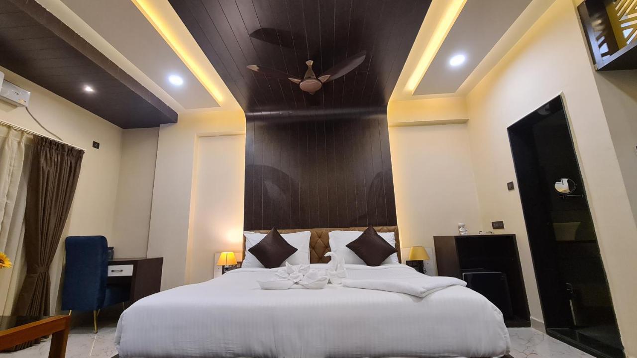 Hotel Eden Karwar Ngoại thất bức ảnh