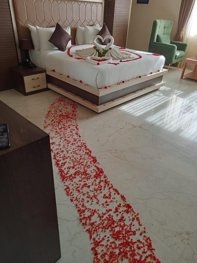 Hotel Eden Karwar Ngoại thất bức ảnh