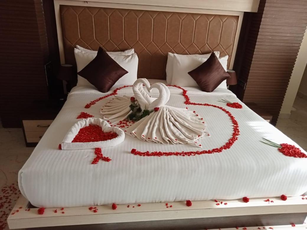 Hotel Eden Karwar Ngoại thất bức ảnh