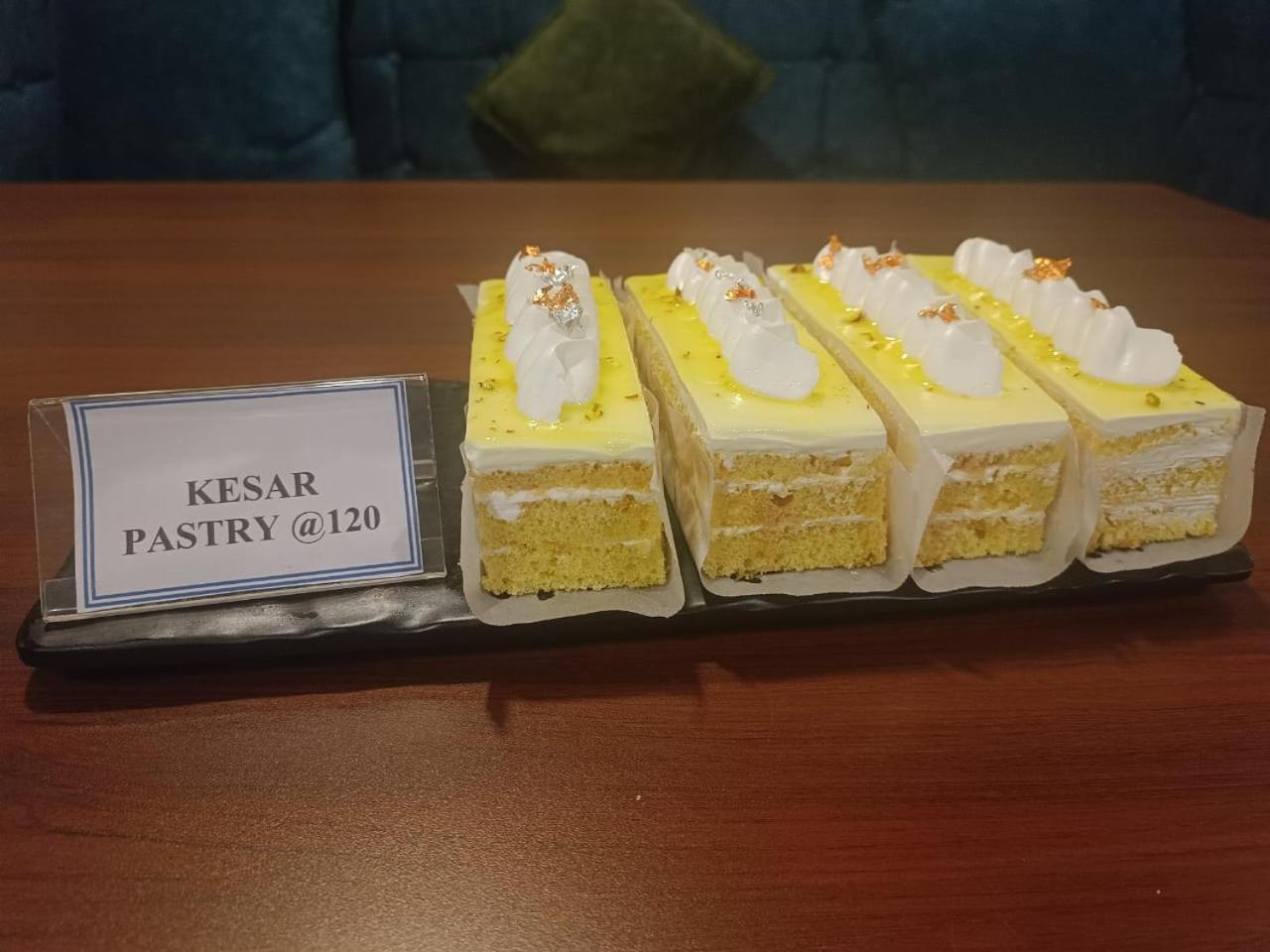 Hotel Eden Karwar Ngoại thất bức ảnh