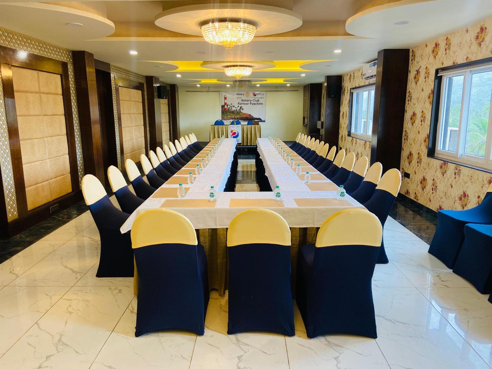 Hotel Eden Karwar Ngoại thất bức ảnh